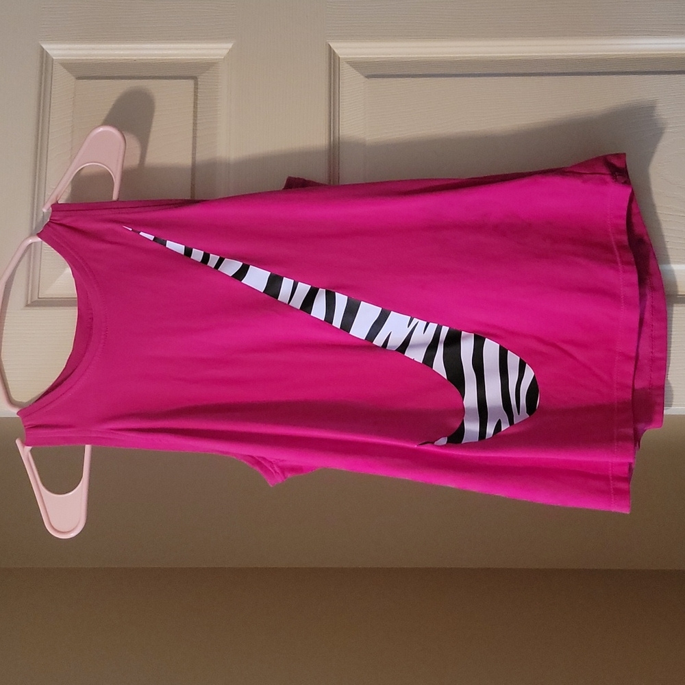 Nike tank
